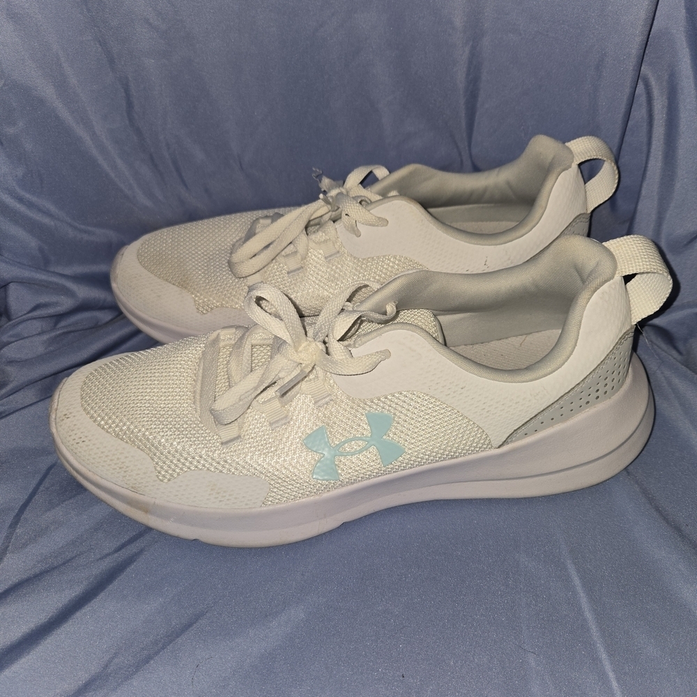 Under Armour Women's White Athletic Shoes